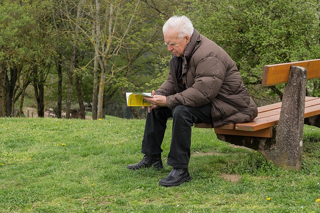 25x Rule: Smart savings for early retirement! Plan, invest, and achieve financial independence.